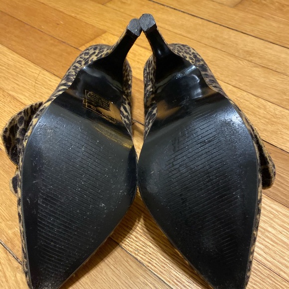Cheetah Heels With Bow - Picture 4 of 4